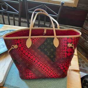 Authentic Louis Vuitton Rare Kusama Dot Neverfull MM. Excellent New Condition
